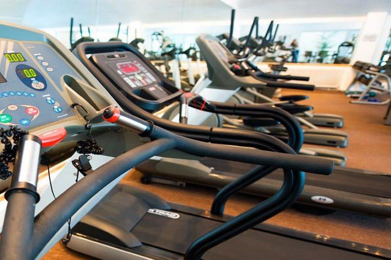 Mar Hall Golf & Spa Resort Bishopton  Buitenkant foto Treadmills in a gym