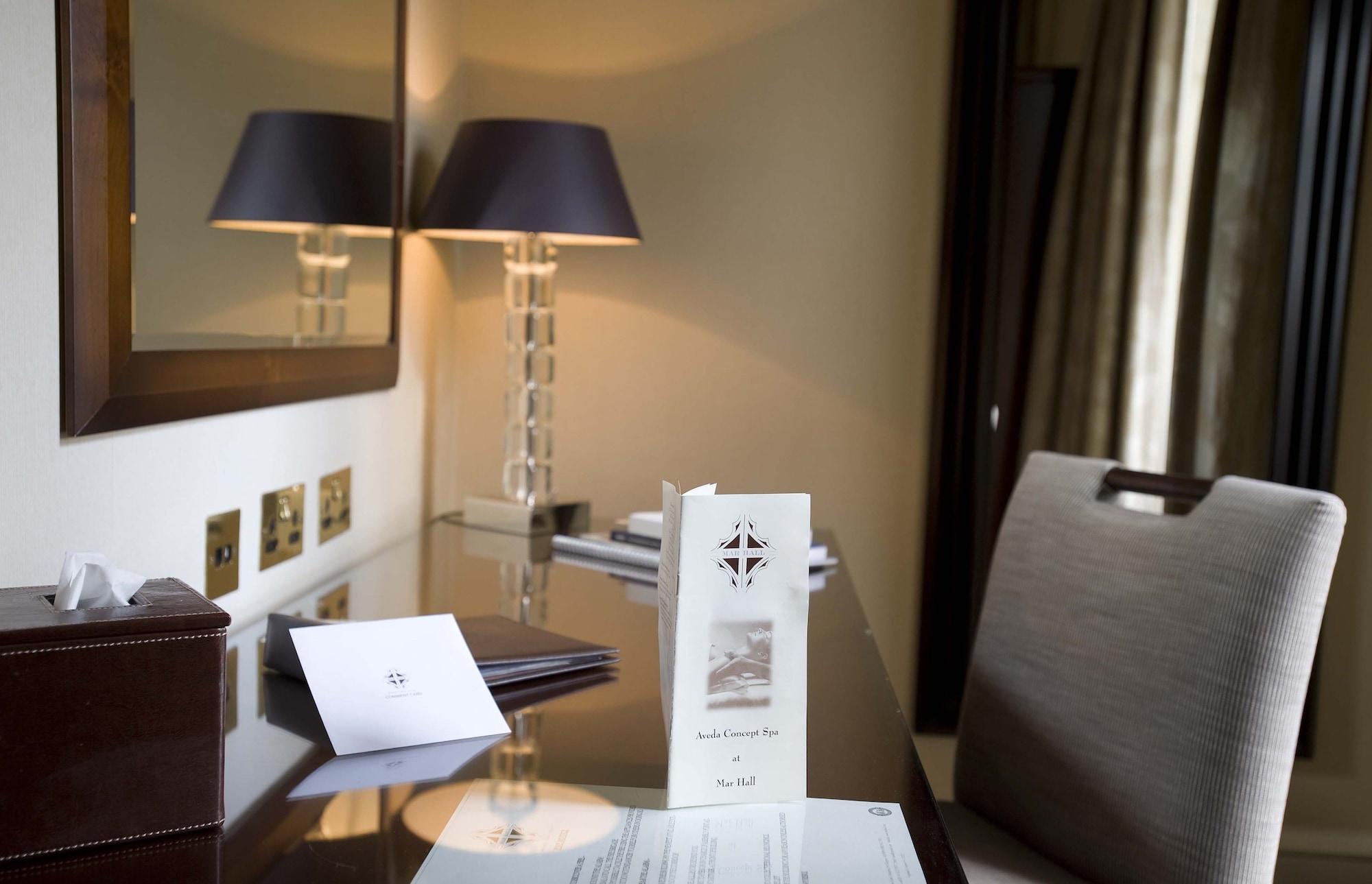 Mar Hall Golf & Spa Resort Bishopton  Buitenkant foto A room at the hotel