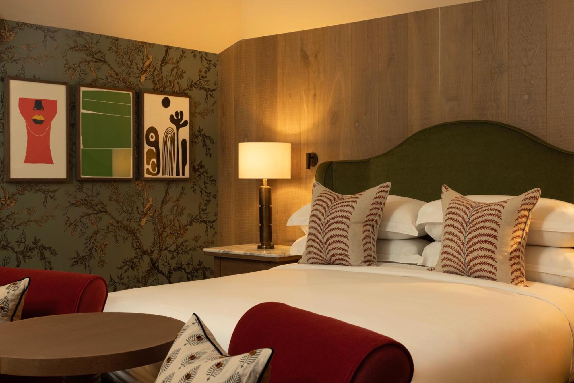 Mar Hall Golf & Spa Resort Bishopton  Buitenkant foto A bedroom at The Standard London